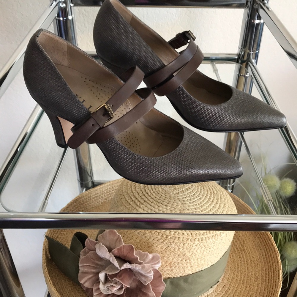 ANYI LU HEELS
